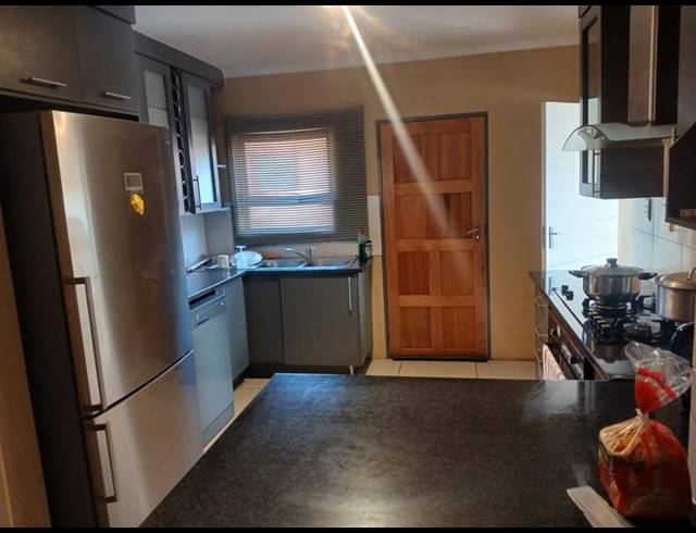 4 BEDROOM HOUSE FOR SALE IN HESTEAPARK